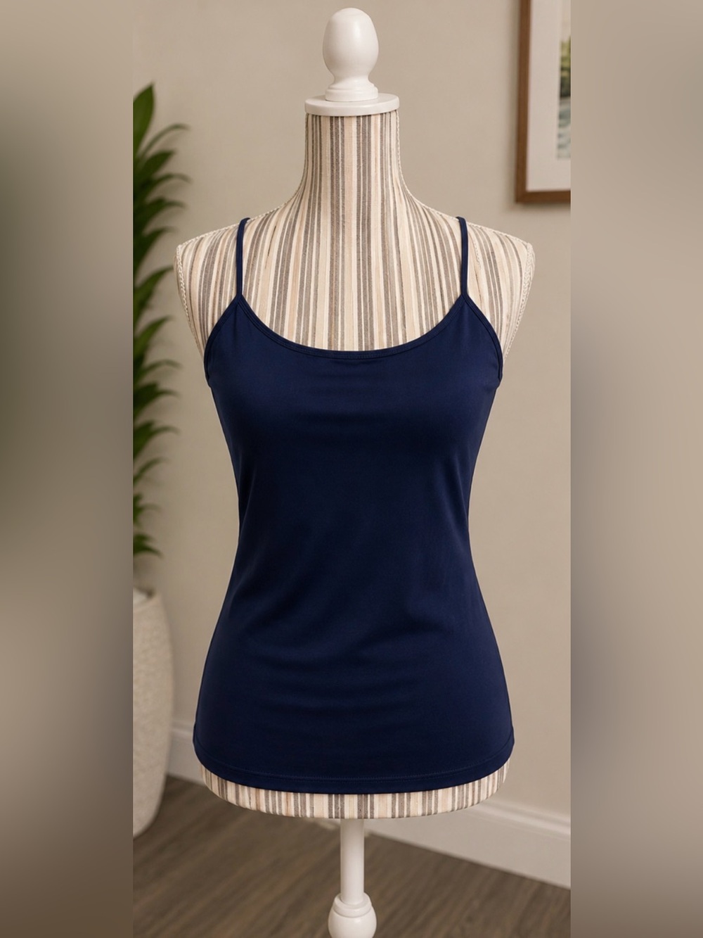 ⭐ Last Chance! White House Black Markt navy blue tank top